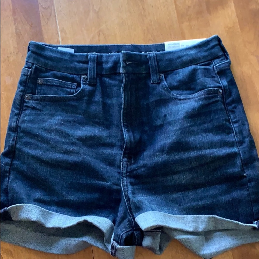 NWT AE CURVY SUPER HIGH WAISTED SHORTS !!   22